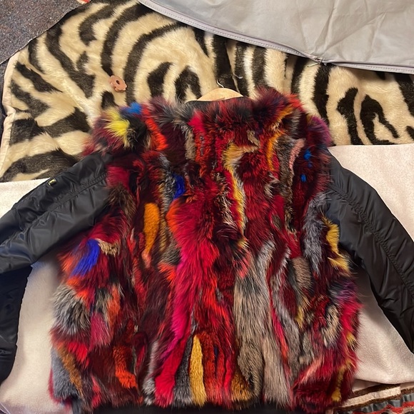 ONE OF A KIND! Alpha Industries Year of the Rooster fur bomber jacket - Picture 17 of 17